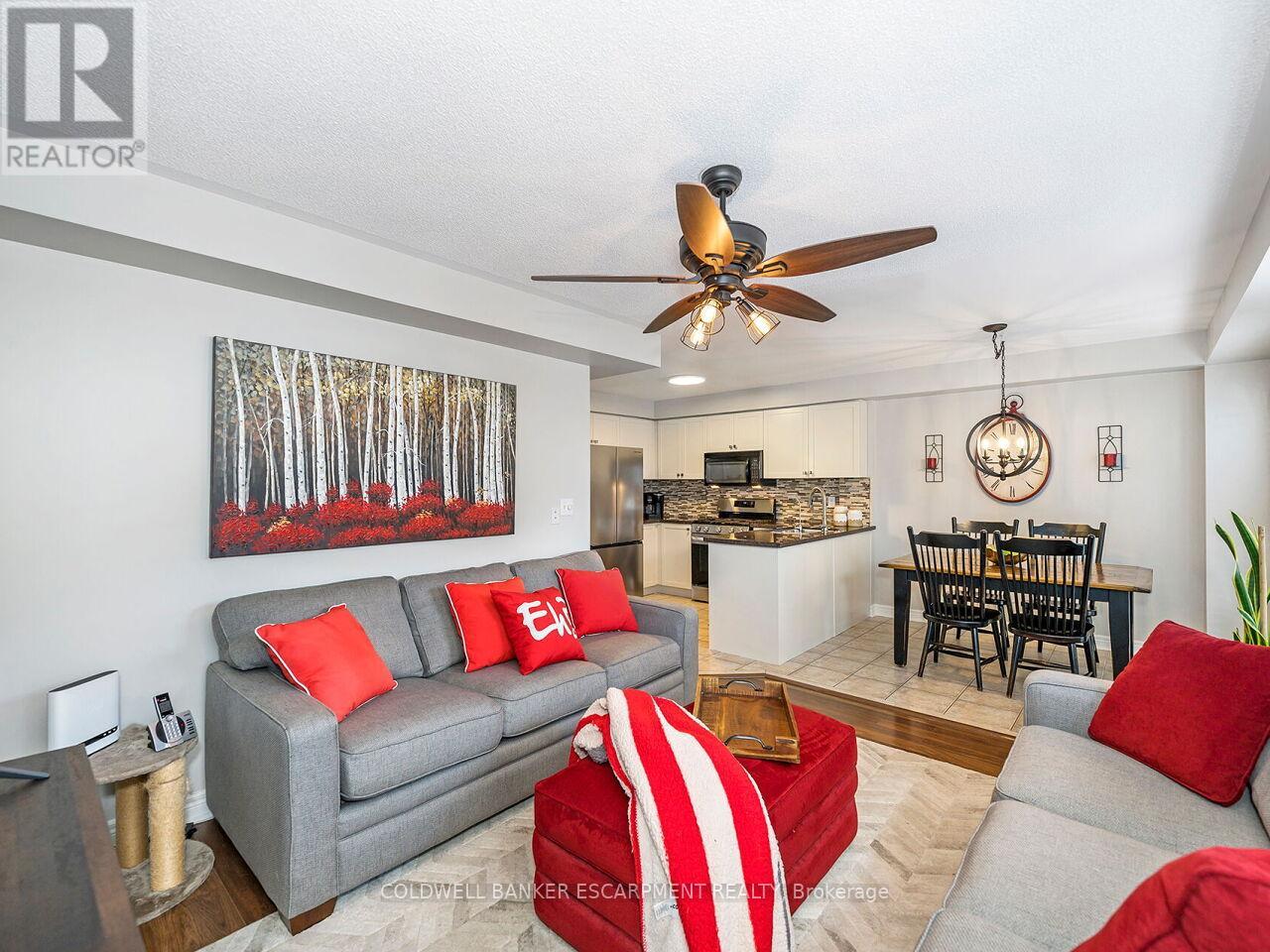 109 Mowat Crescent, Halton Hills, Ontario  L7G 6C7 - Photo 14 - W12396226