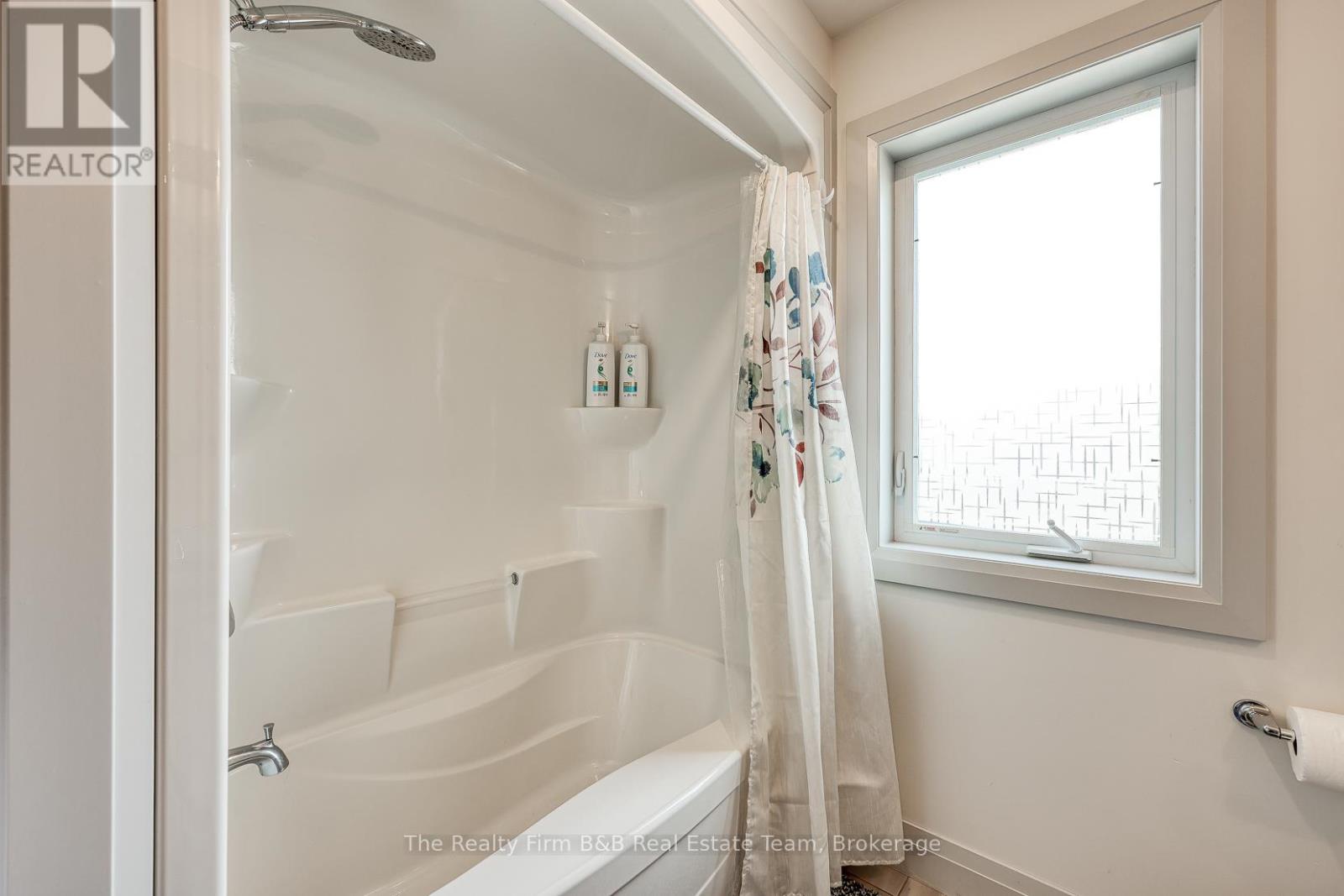 42 Peggy Avenue, South-West Oxford, Ontario  N0J 1N0 - Photo 37 - X12396263