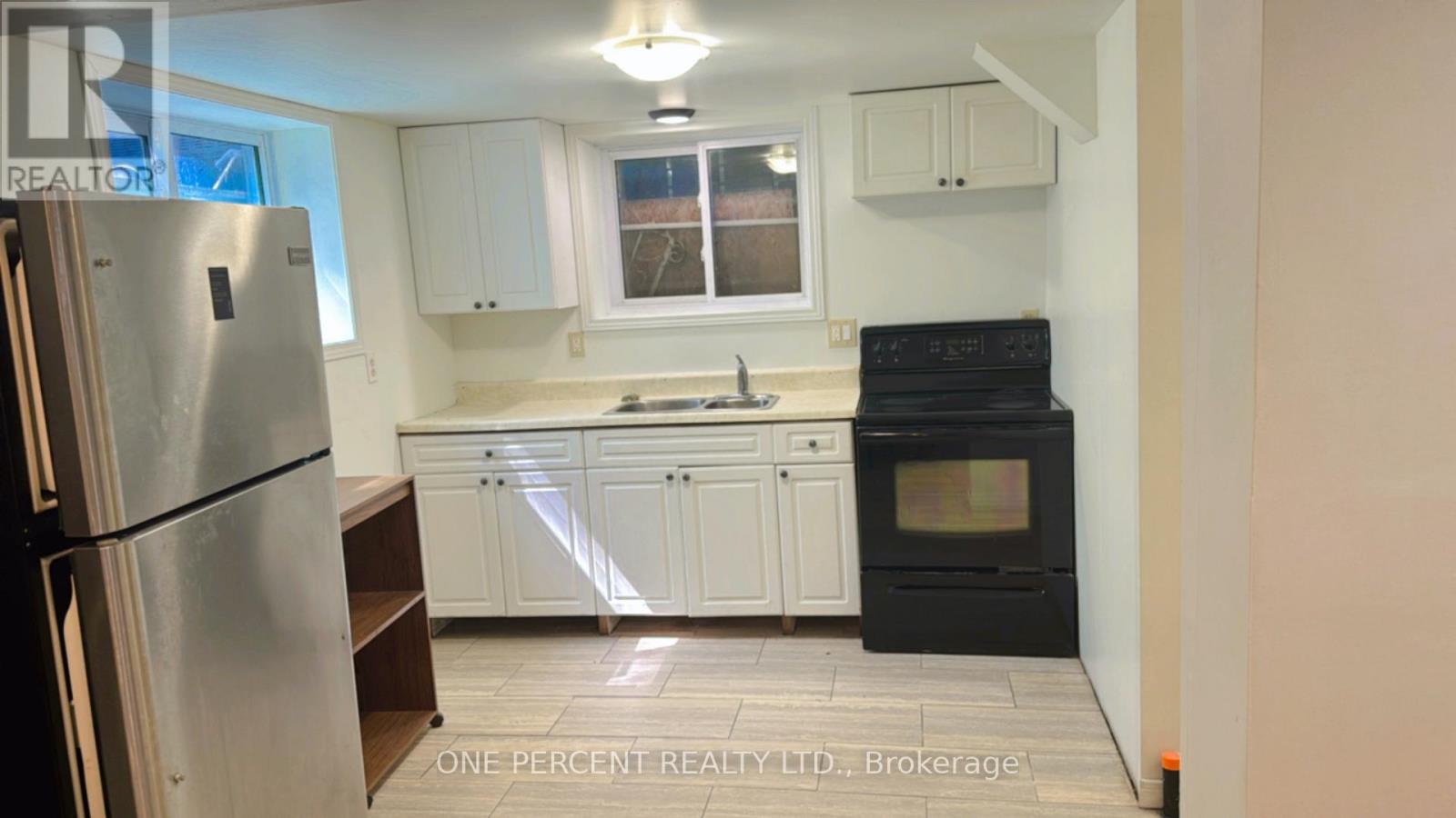 13 Moir Street, London North, Ontario  N6H 1H7 - Photo 10 - X12396223