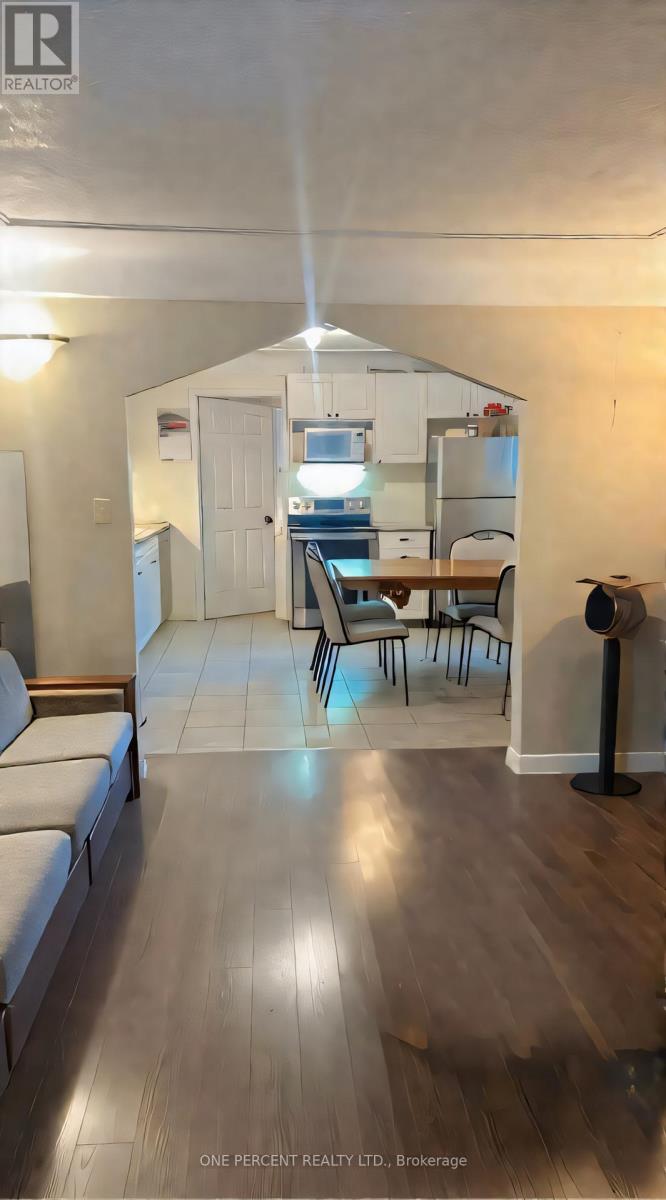 13 Moir Street, London North, Ontario  N6H 1H7 - Photo 5 - X12396223