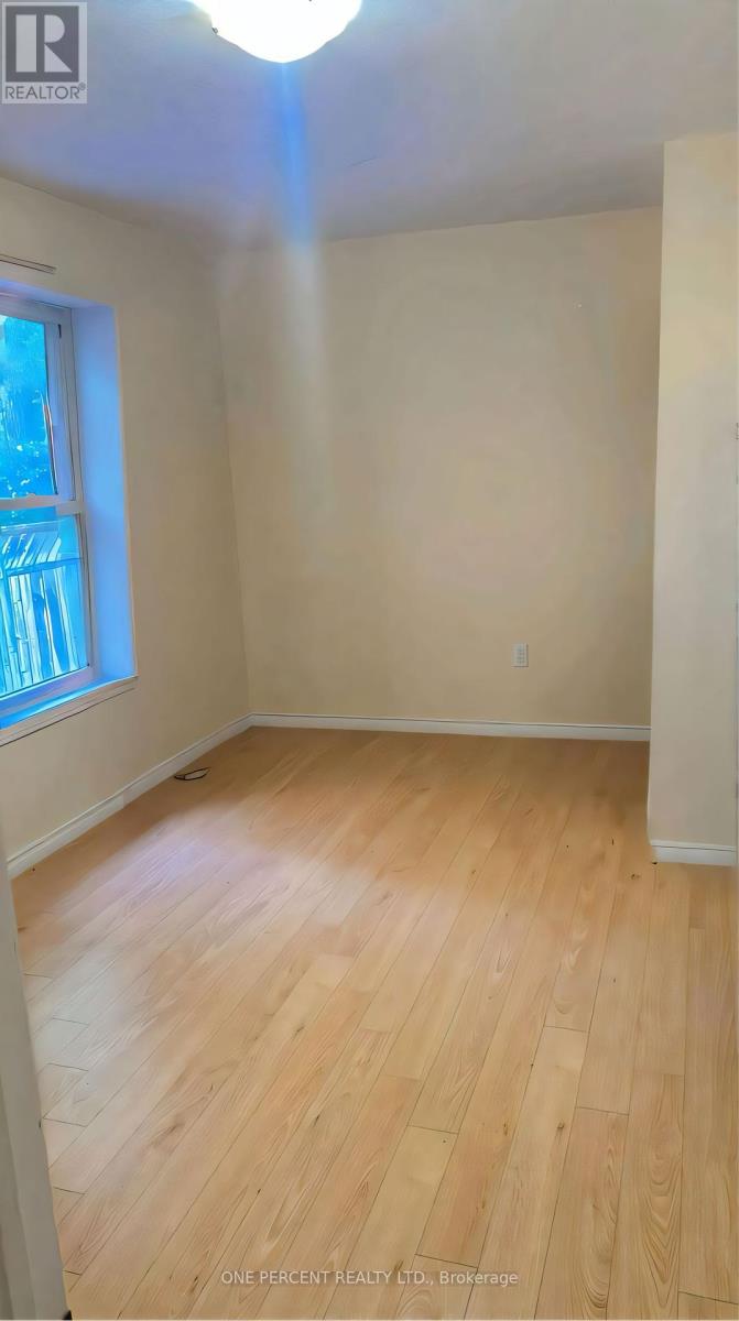 13 Moir Street, London North, Ontario  N6H 1H7 - Photo 8 - X12396223