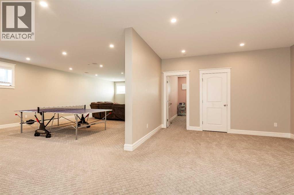 1 Edgemoor Way W, Lethbridge, Alberta  T1J 5R6 - Photo 23 - A2238937