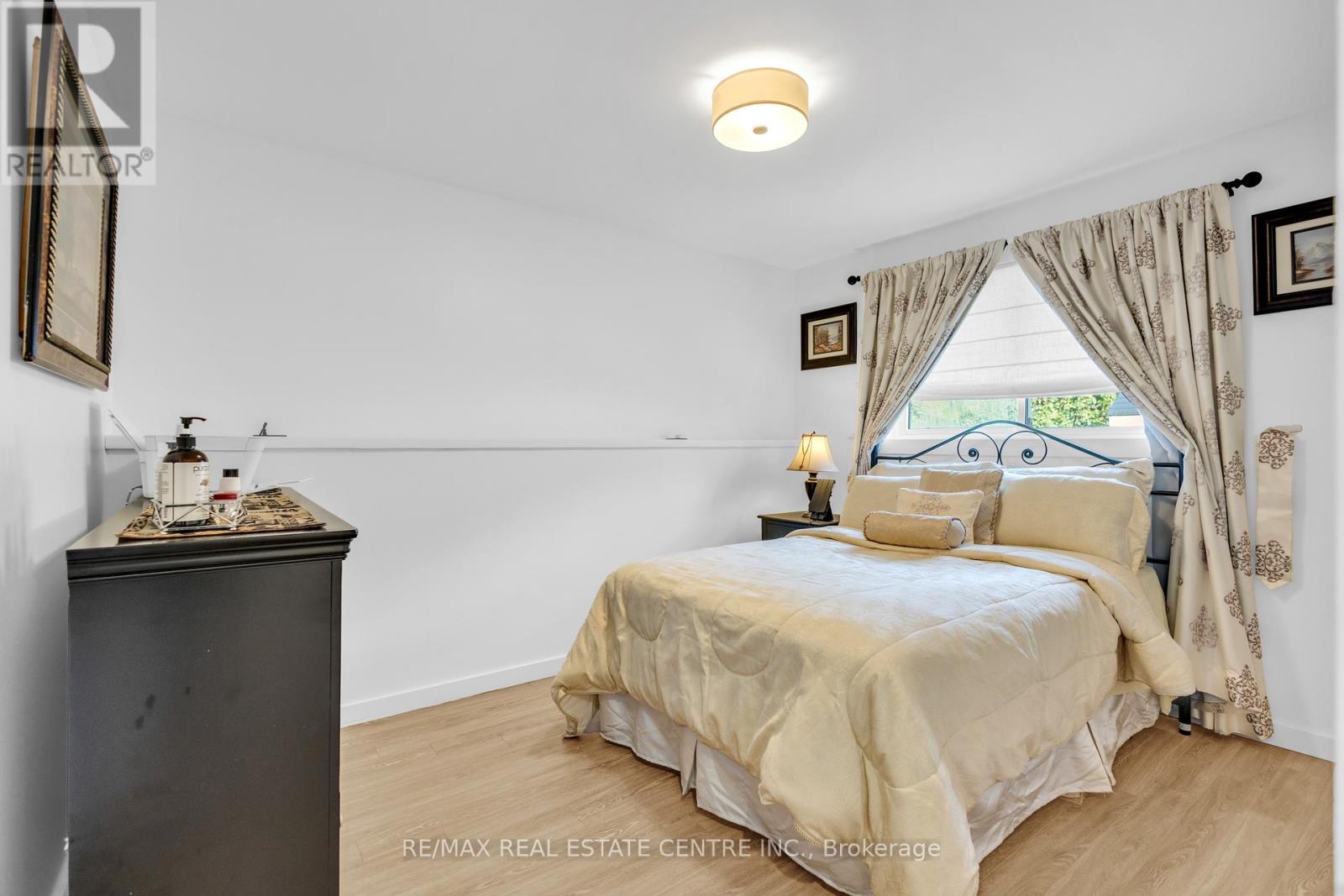 741 Mullin Way, Burlington, Ontario  L7L 4J8 - Photo 18 - W12396134