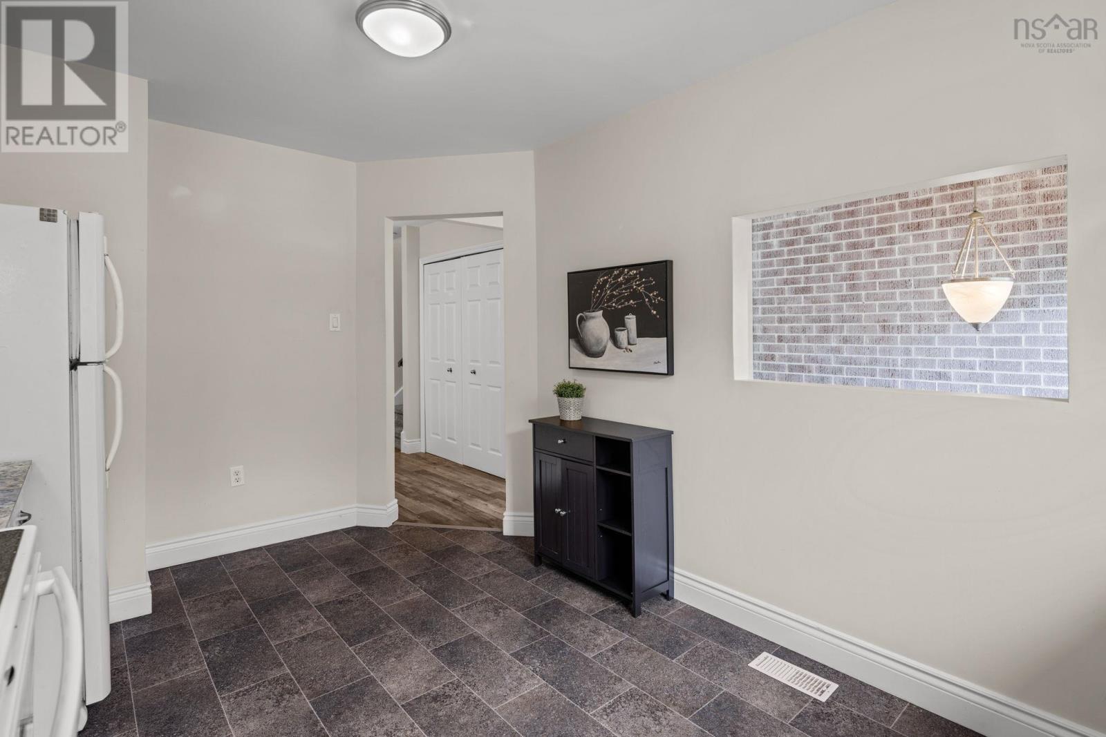 43 Westridge Drive, Halifax, Nova Scotia  B3M 3K3 - Photo 5 - 202522882