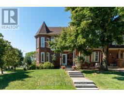 26 HARBOUR DRIVE, Hamilton, Ontario