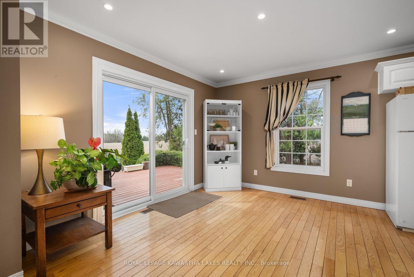 890 Woodville Road, Kawartha Lakes, Ontario  K0M 2T0 - Photo 12 - X12396313