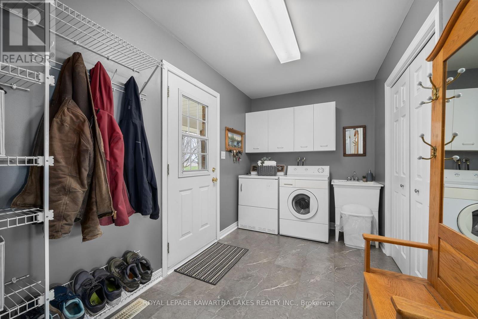 890 Woodville Road, Kawartha Lakes, Ontario  K0M 2T0 - Photo 25 - X12396313