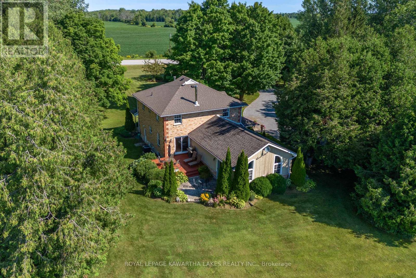 890 Woodville Road, Kawartha Lakes, Ontario  K0M 2T0 - Photo 4 - X12396313