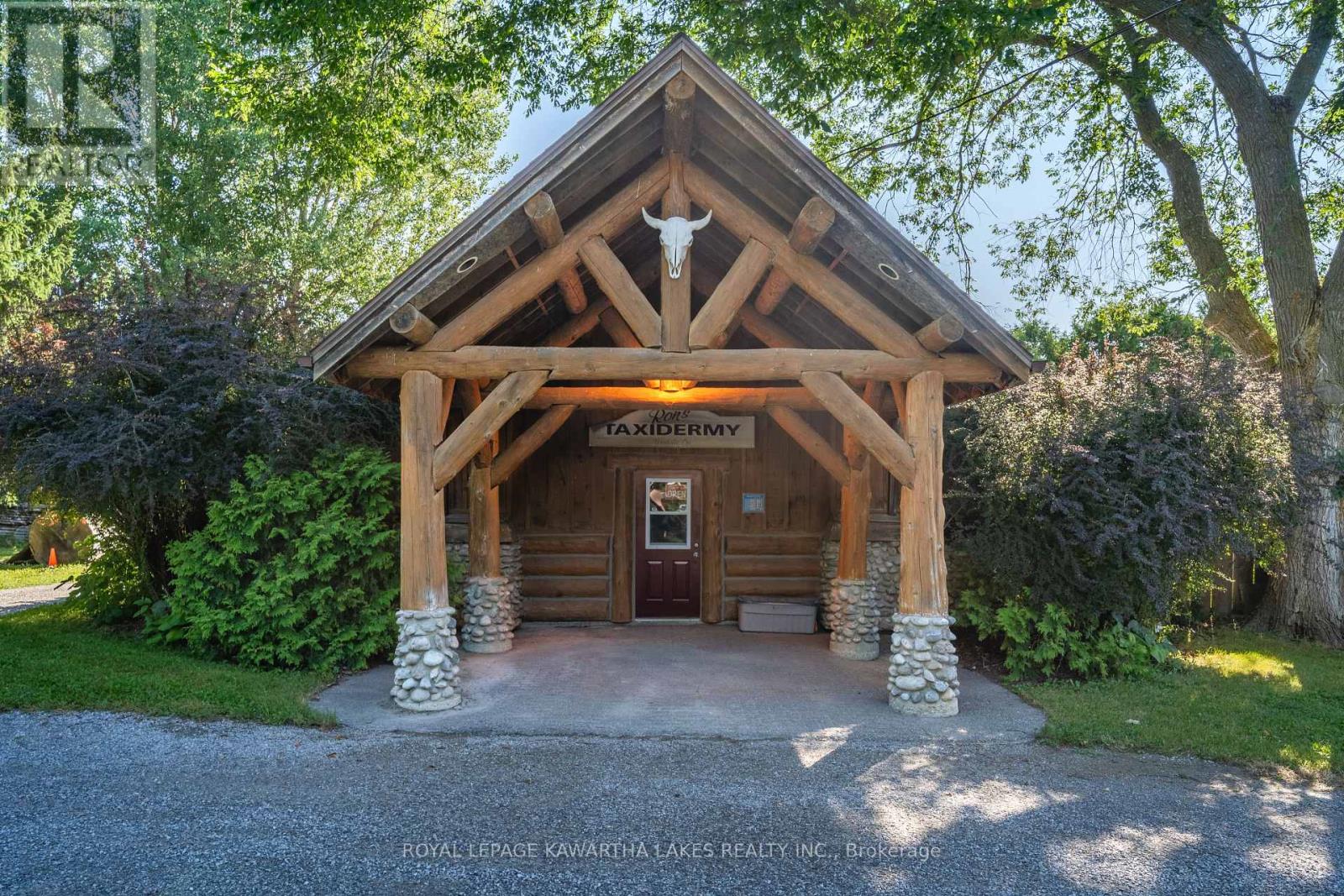 890 Woodville Road, Kawartha Lakes, Ontario  K0M 2T0 - Photo 44 - X12396313