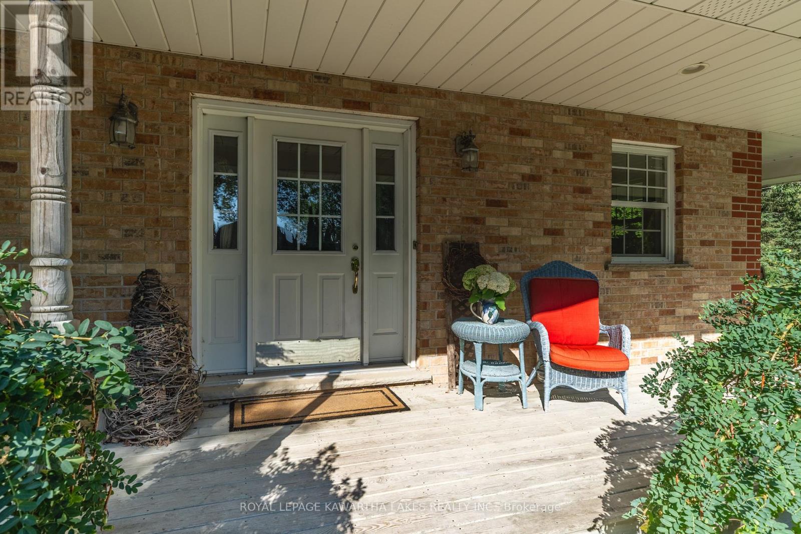 890 Woodville Road, Kawartha Lakes, Ontario  K0M 2T0 - Photo 7 - X12396313