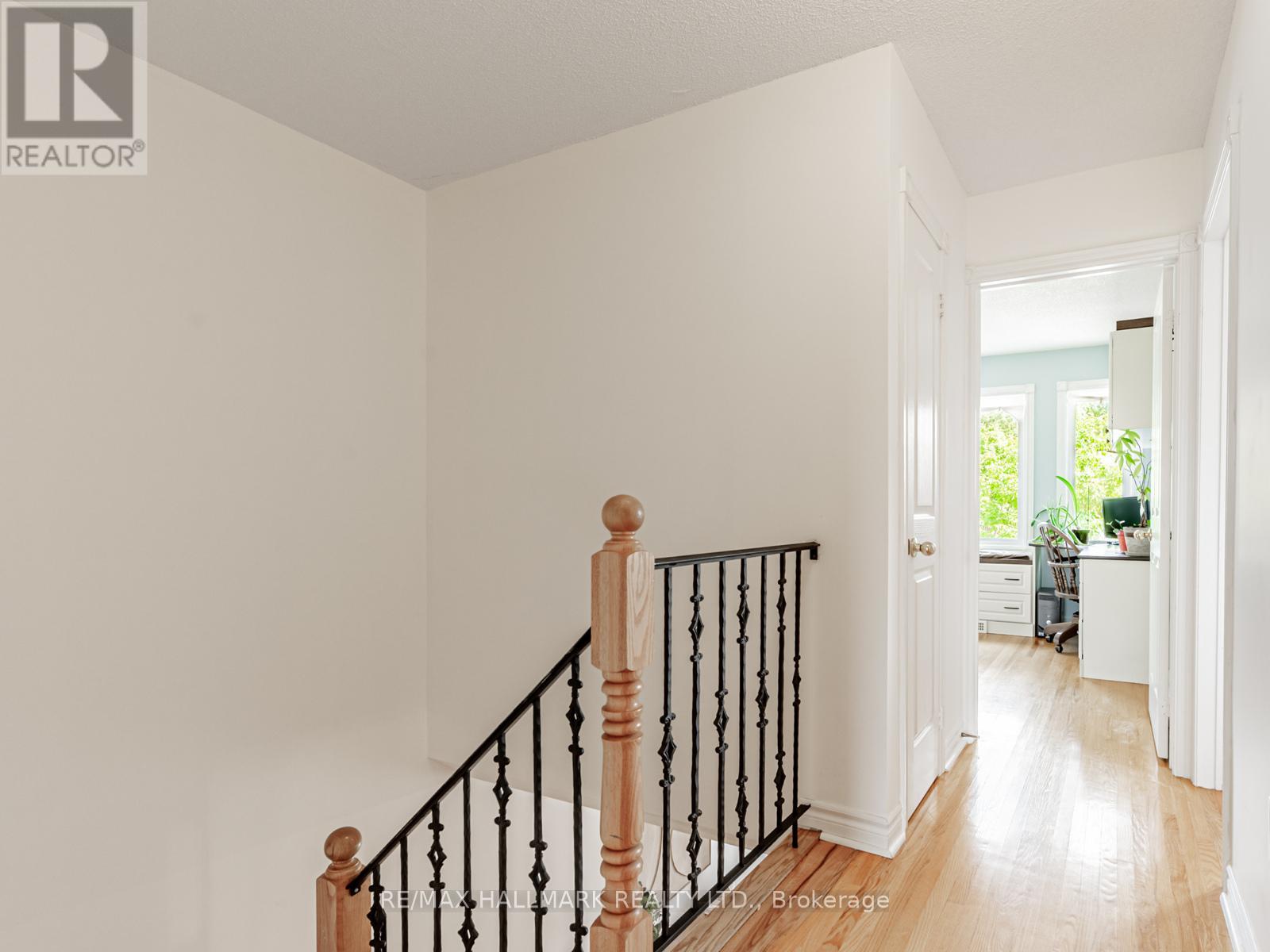 52 Mistleflower Court, Richmond Hill, Ontario  L4E 3T9 - Photo 18 - N12396264