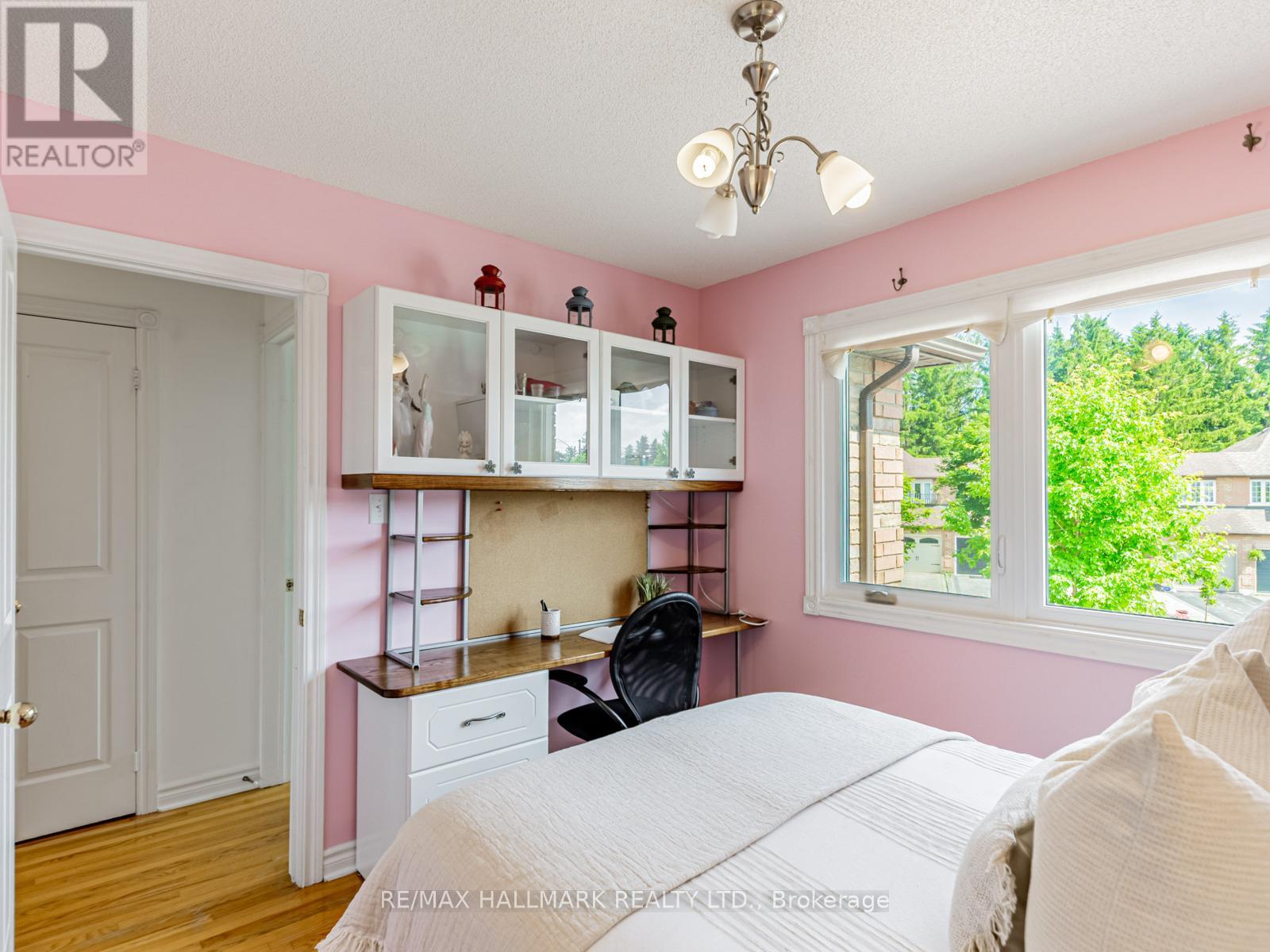 52 Mistleflower Court, Richmond Hill, Ontario  L4E 3T9 - Photo 23 - N12396264
