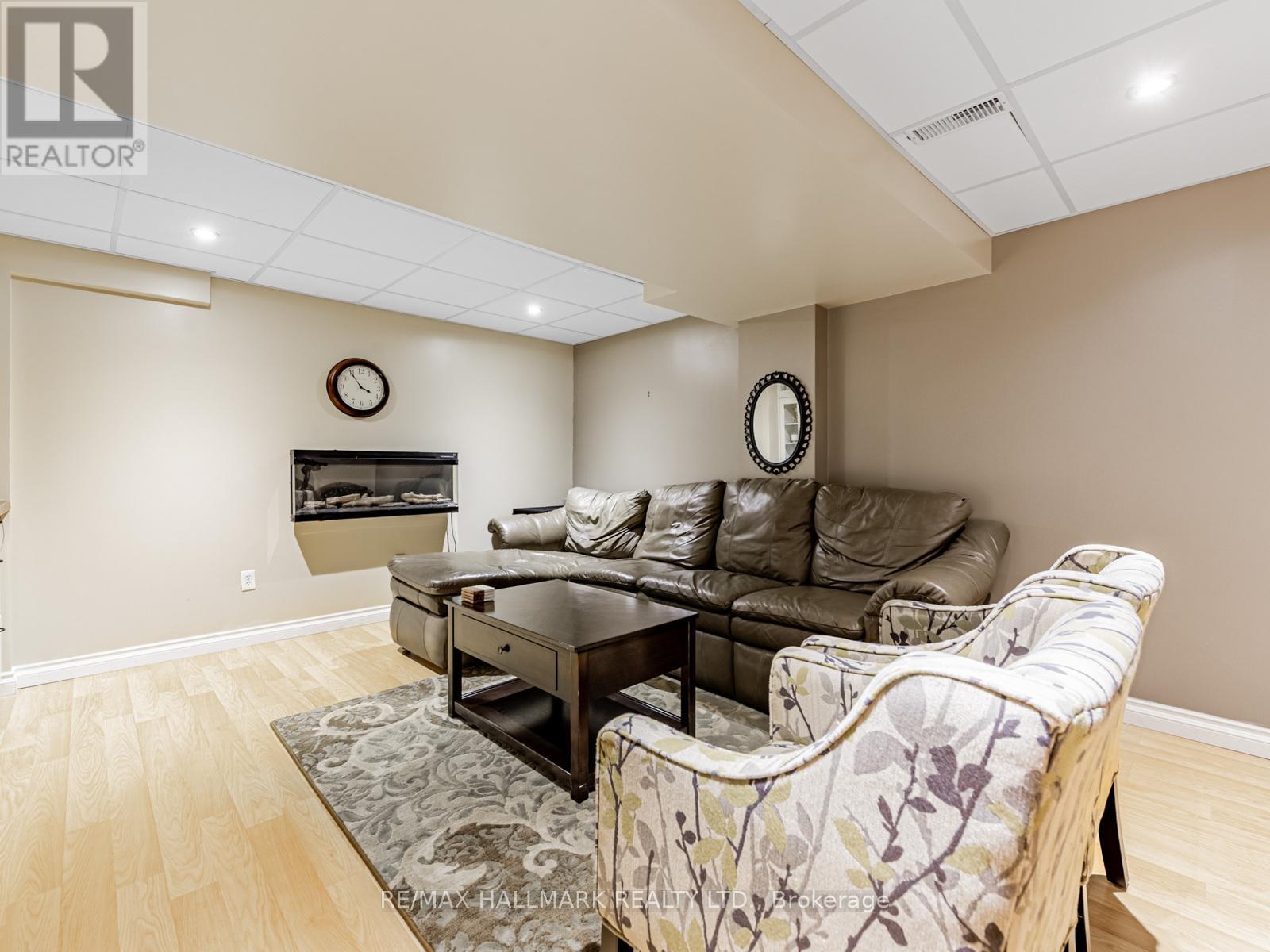 52 Mistleflower Court, Richmond Hill, Ontario  L4E 3T9 - Photo 28 - N12396264