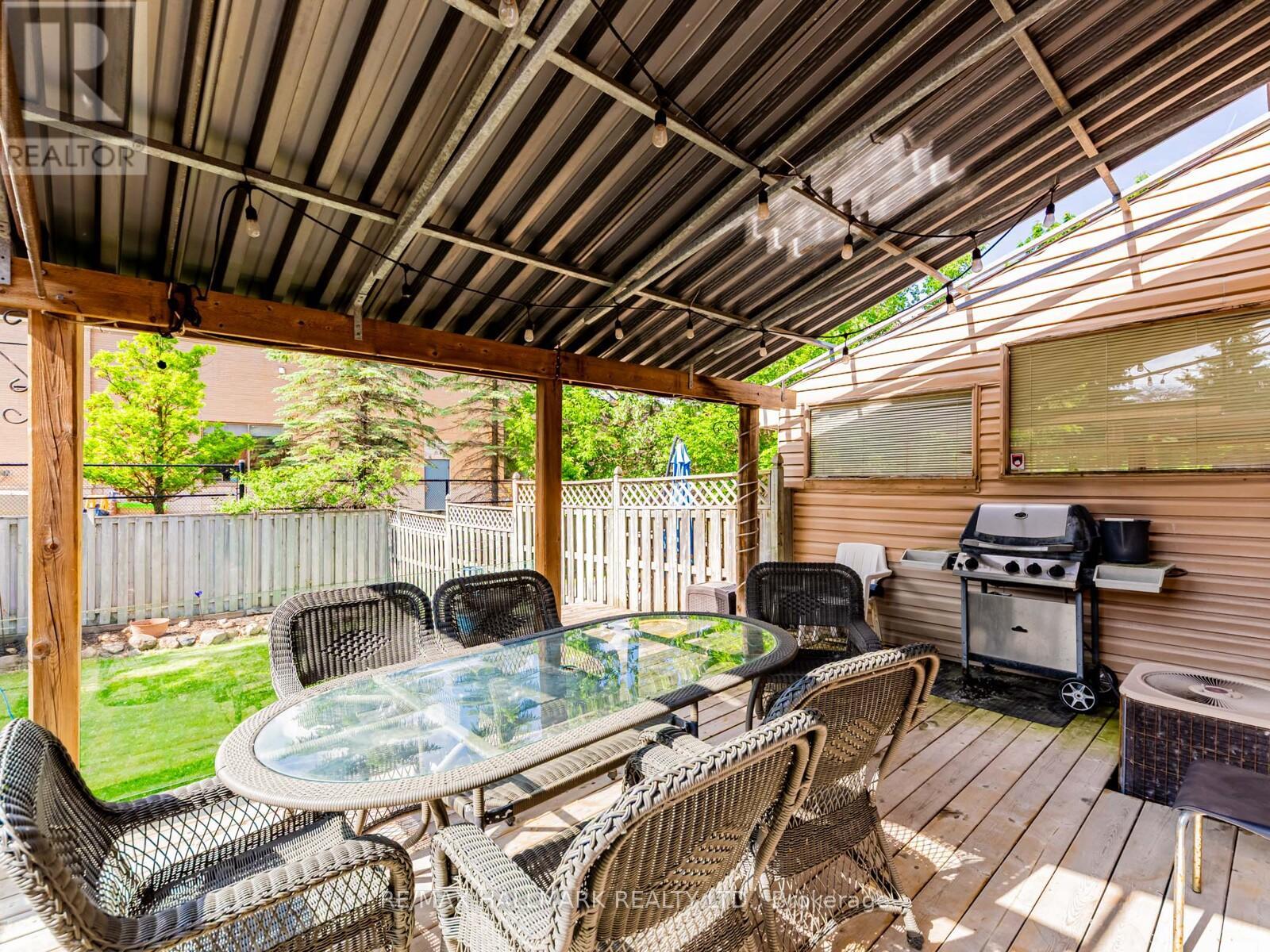 52 Mistleflower Court, Richmond Hill, Ontario  L4E 3T9 - Photo 30 - N12396264