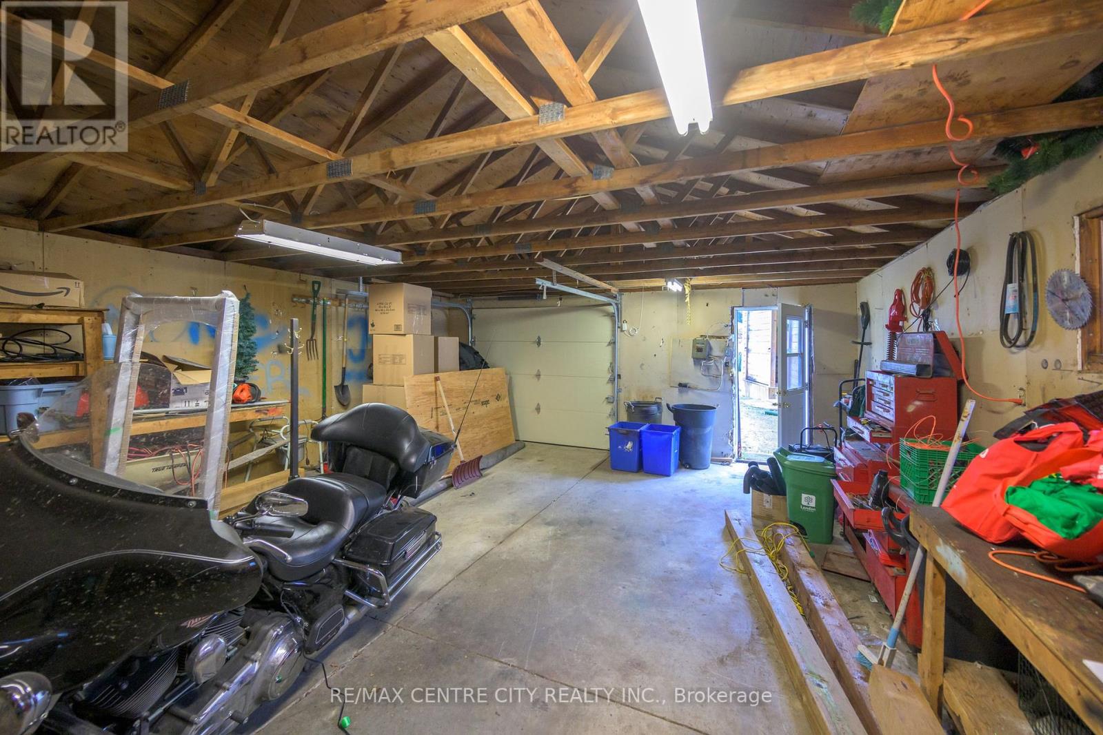 99 Wilson Avenue, London North, Ontario  N6H 1X8 - Photo 14 - X12396339