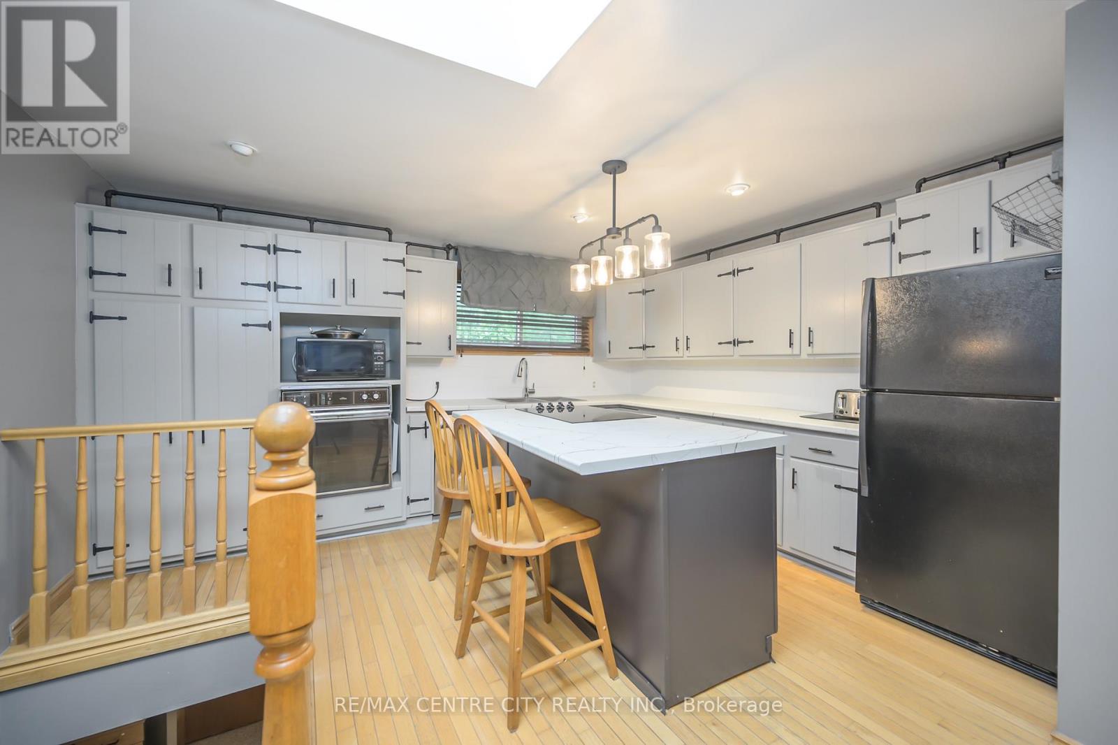 99 Wilson Avenue, London North, Ontario  N6H 1X8 - Photo 23 - X12396339