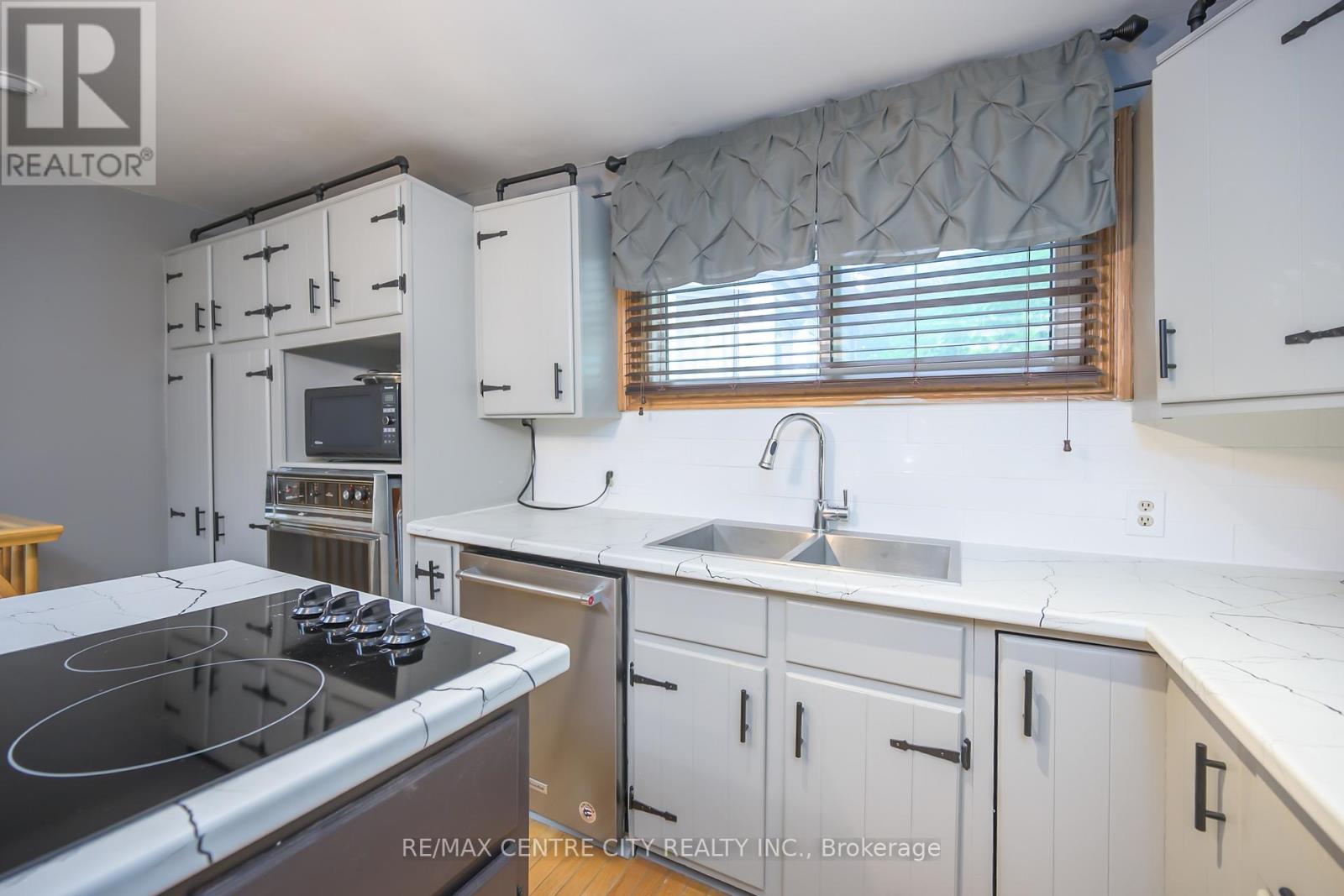 99 Wilson Avenue, London North, Ontario  N6H 1X8 - Photo 26 - X12396339
