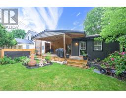 99 Wilson Avenue, London North (North N), Ca