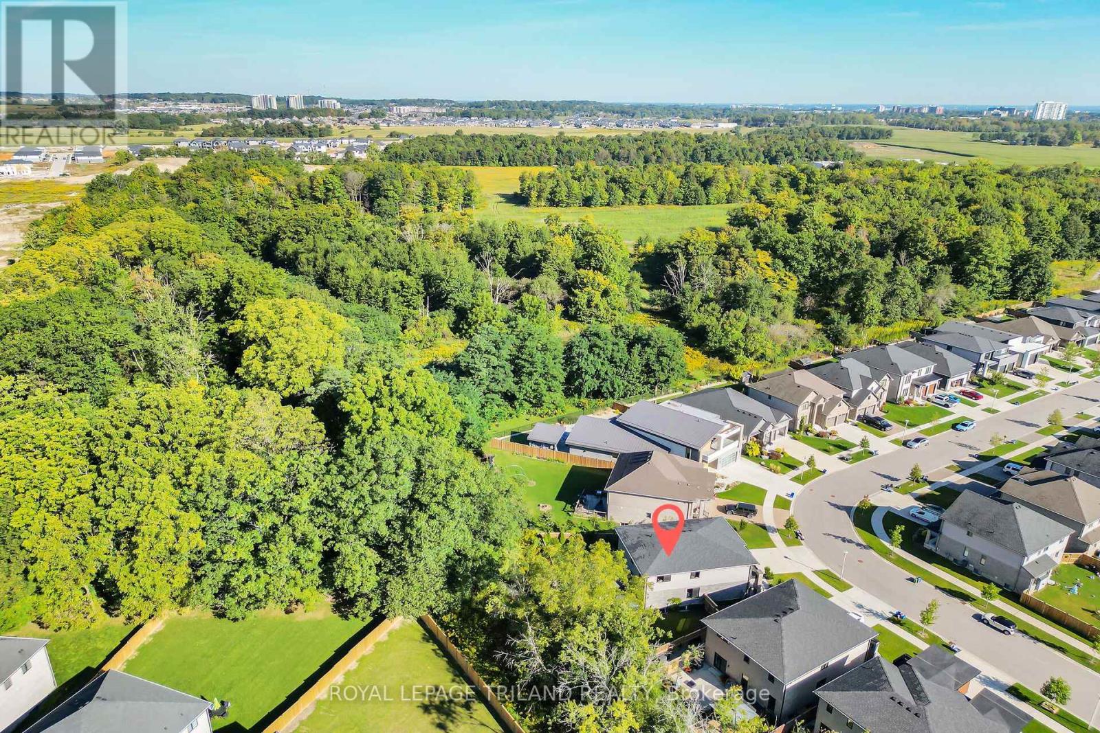 2438 Red Thorne Avenue, London South, Ontario  N6P 0E7 - Photo 39 - X12396359