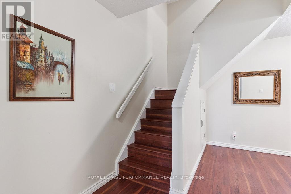 5 Forsyth Lane, Ottawa, Ontario  K2H 9H1 - Photo 10 - X12396295