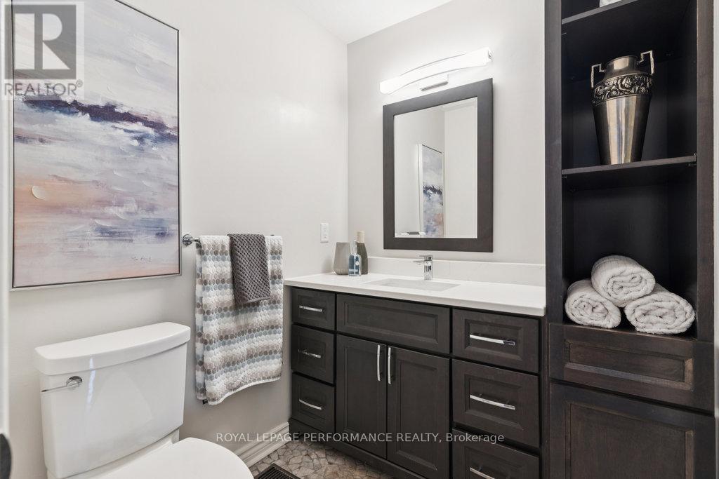 5 Forsyth Lane, Ottawa, Ontario  K2H 9H1 - Photo 31 - X12396295