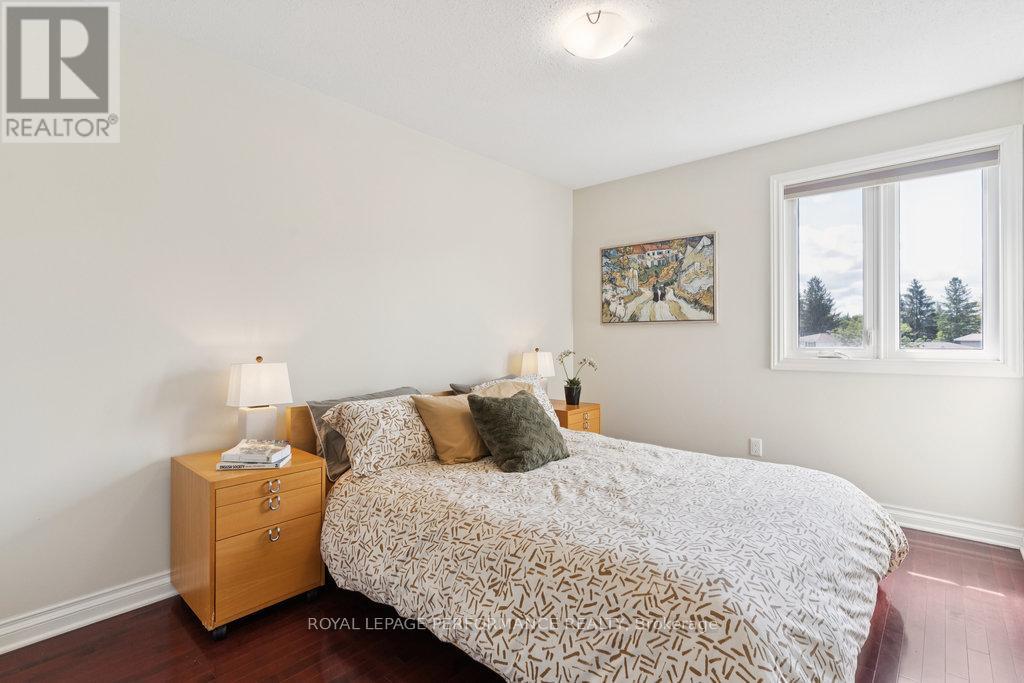 5 Forsyth Lane, Ottawa, Ontario  K2H 9H1 - Photo 34 - X12396295