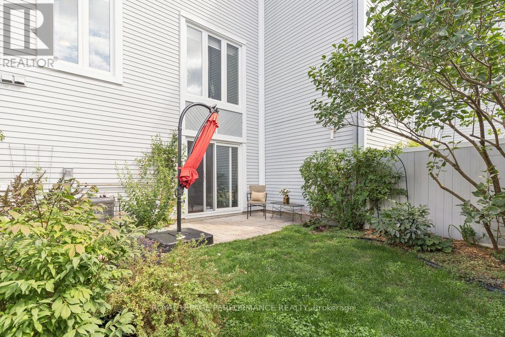 5 Forsyth Lane, Ottawa, Ontario  K2H 9H1 - Photo 39 - X12396295