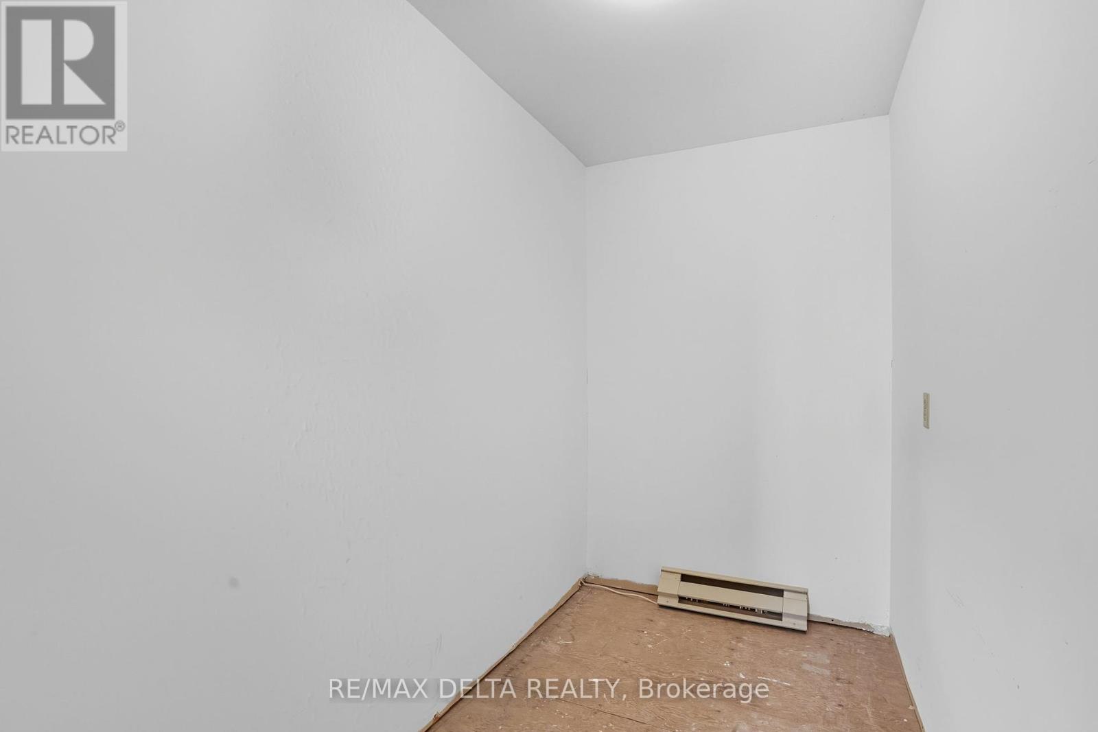 4254 Conc 20 Concession, The Nation, Ontario  K0C 2B0 - Photo 19 - X12396333