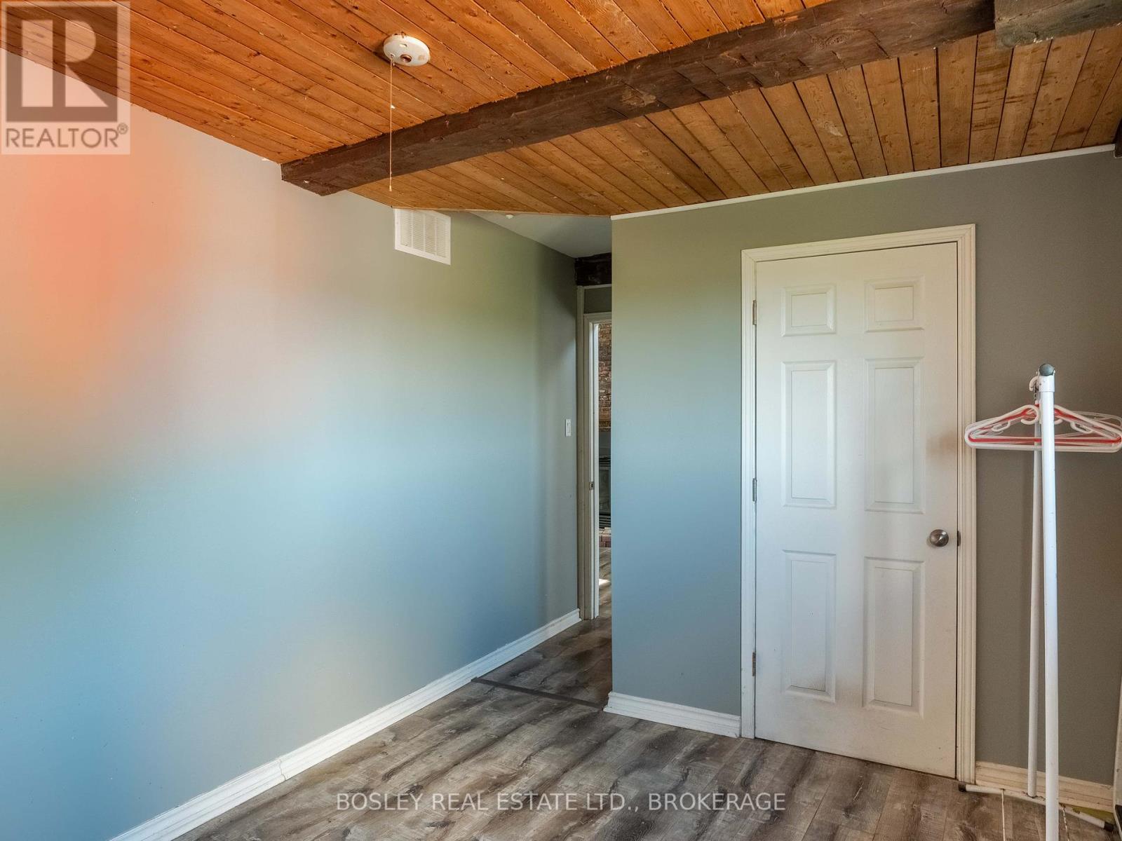 5080 Sherkston Road, Port Colborne, Ontario  L0S 1R0 - Photo 8 - X12396315