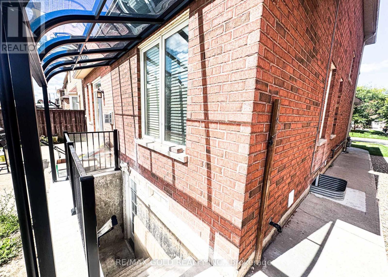 Basement - 9 Hybrid Street, Brampton, Ontario  L7A 0L5 - Photo 9 - W12396279