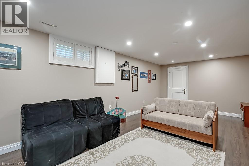 2428 Lakeshore Road, Burlington, Ontario  L7R 1C1 - Photo 37 - 40763356