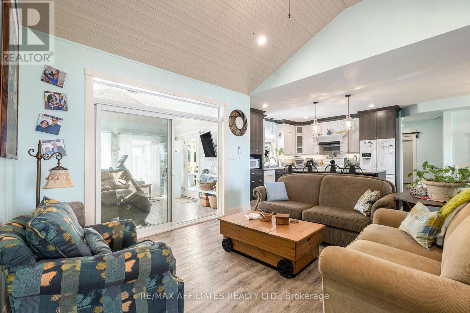 100 Summers Road, Rideau Lakes, Ontario  K0G 1E0 - Photo 14 - X12378793
