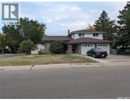 215 DALGLIESH DRIVE Walsh Acres