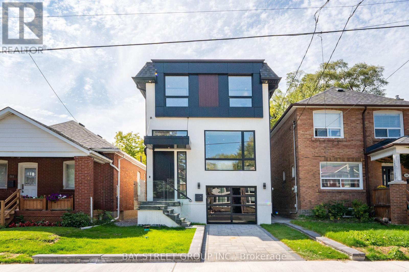 266 WESTLAKE AVENUE, Toronto, Ontario