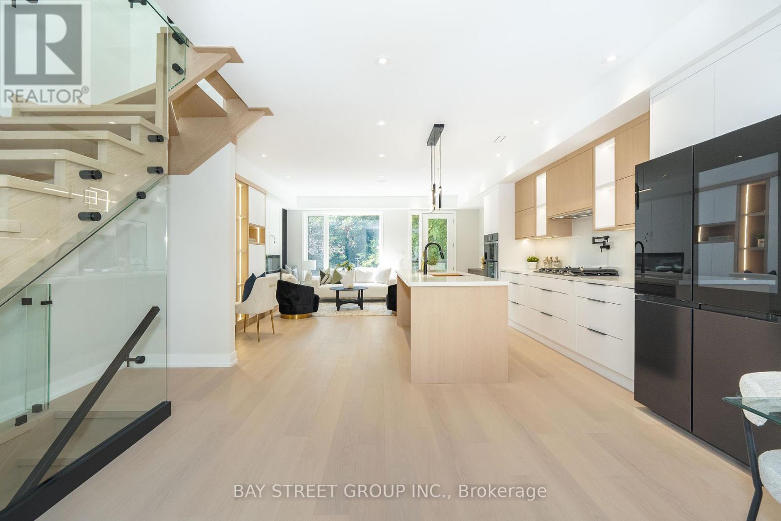 266 Westlake Avenue, Toronto (Woodbine-Lumsden), Ontario  M4C 4T6 - Photo 12 - E12396329