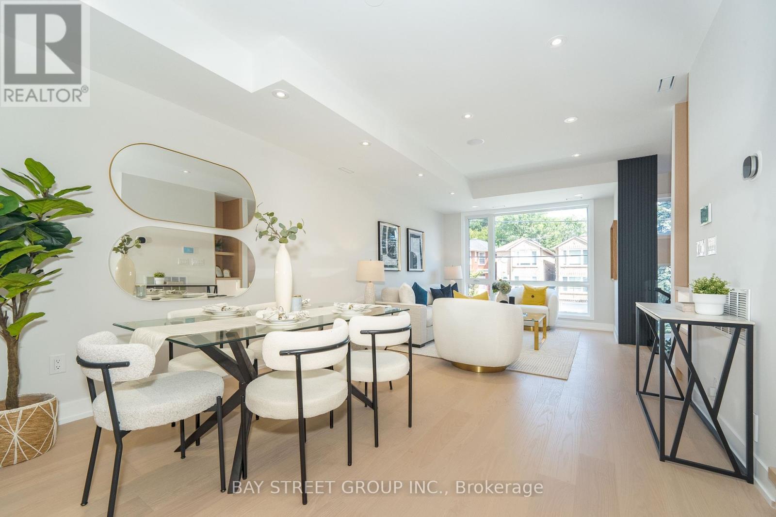266 Westlake Avenue, Toronto (Woodbine-Lumsden), Ontario  M4C 4T6 - Photo 8 - E12396329