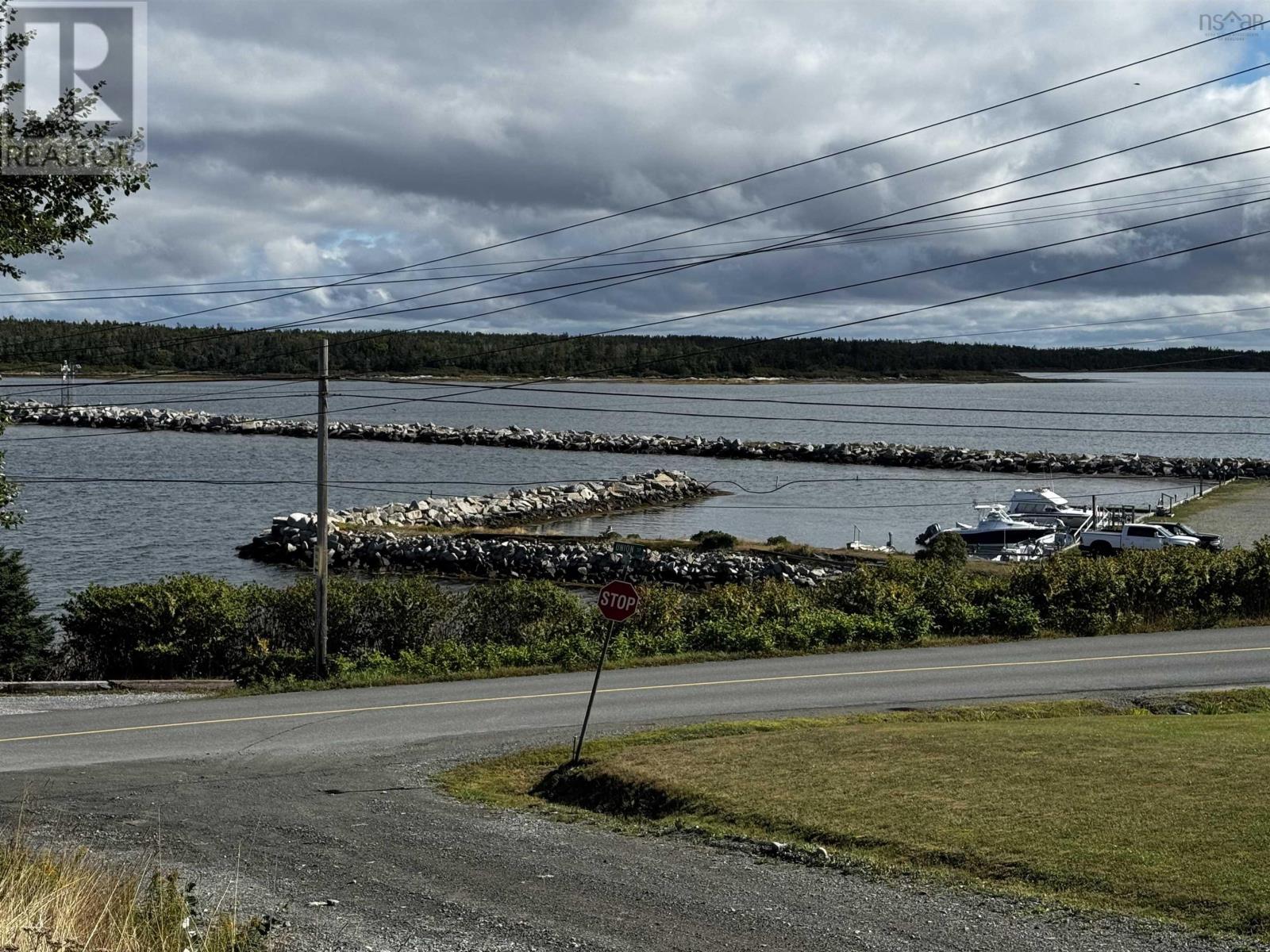 20 Hurst Street, Canso, Nova Scotia  B0H 1H0 - Photo 4 - 202522617