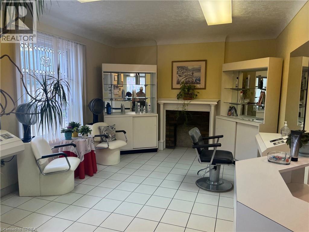 266 Brant Avenue, Brantford, Ontario  N3T 3J7 - Photo 10 - 40768623
