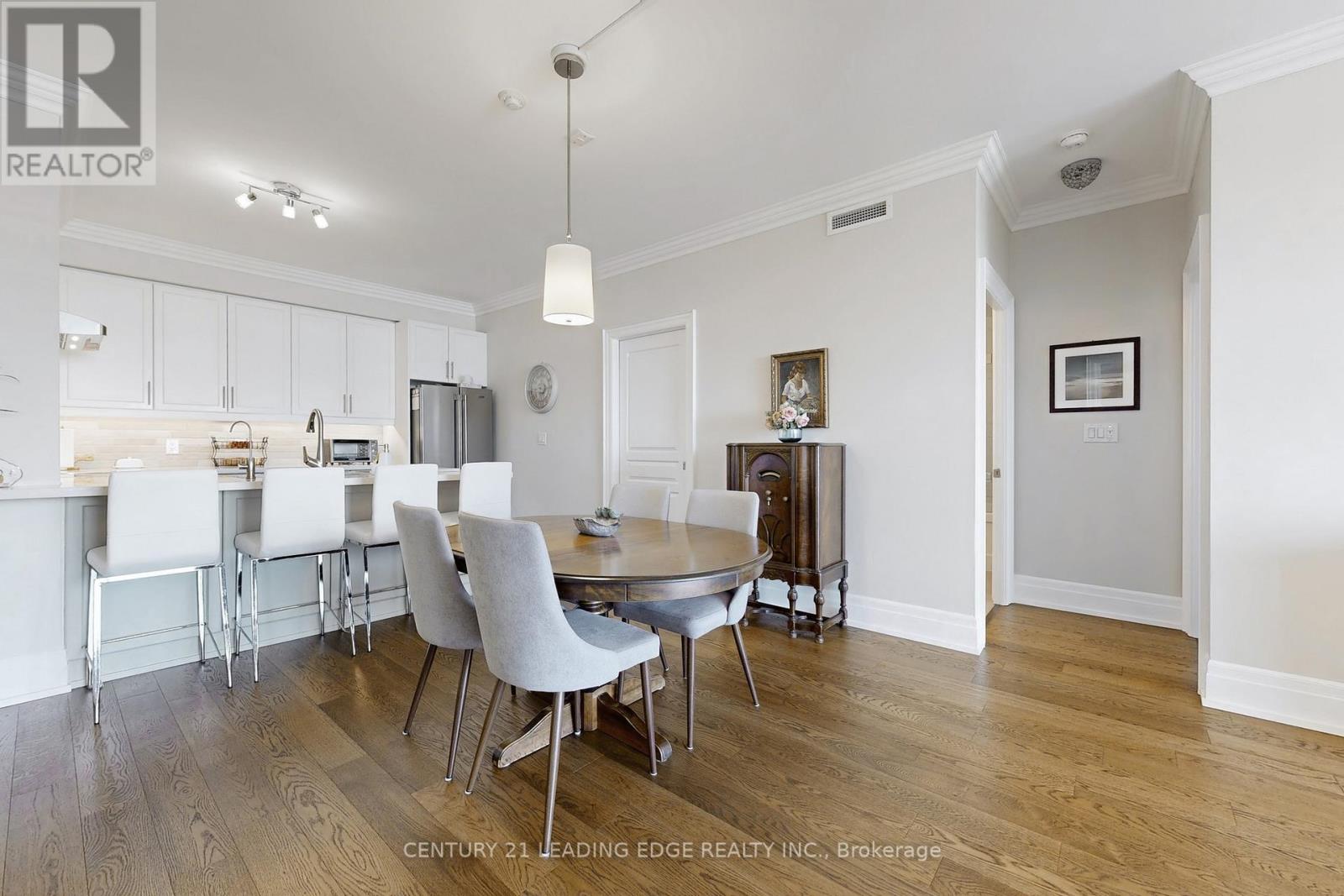 305 - 35 Baker Hill Boulevard, Whitchurch-Stouffville, Ontario  L4A 1P8 - Photo 18 - N12396298