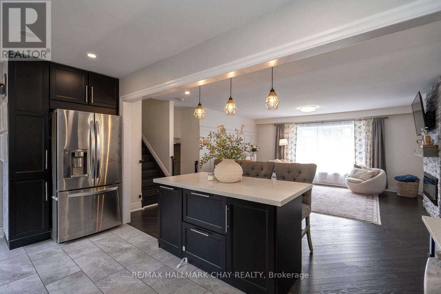 277 Tupper Boulevard, New Tecumseth, Ontario  L9R 1A8 - Photo 24 - N12396306
