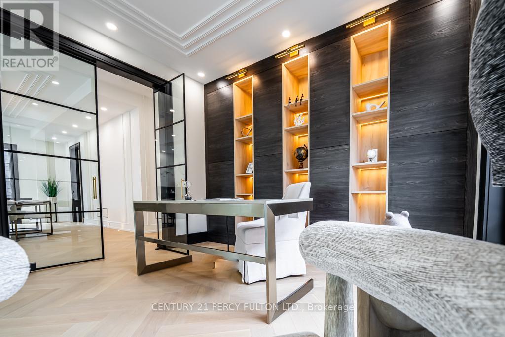 210 Homewood Avenue, Toronto, Ontario  M2M 1K6 - Photo 8 - C12388252