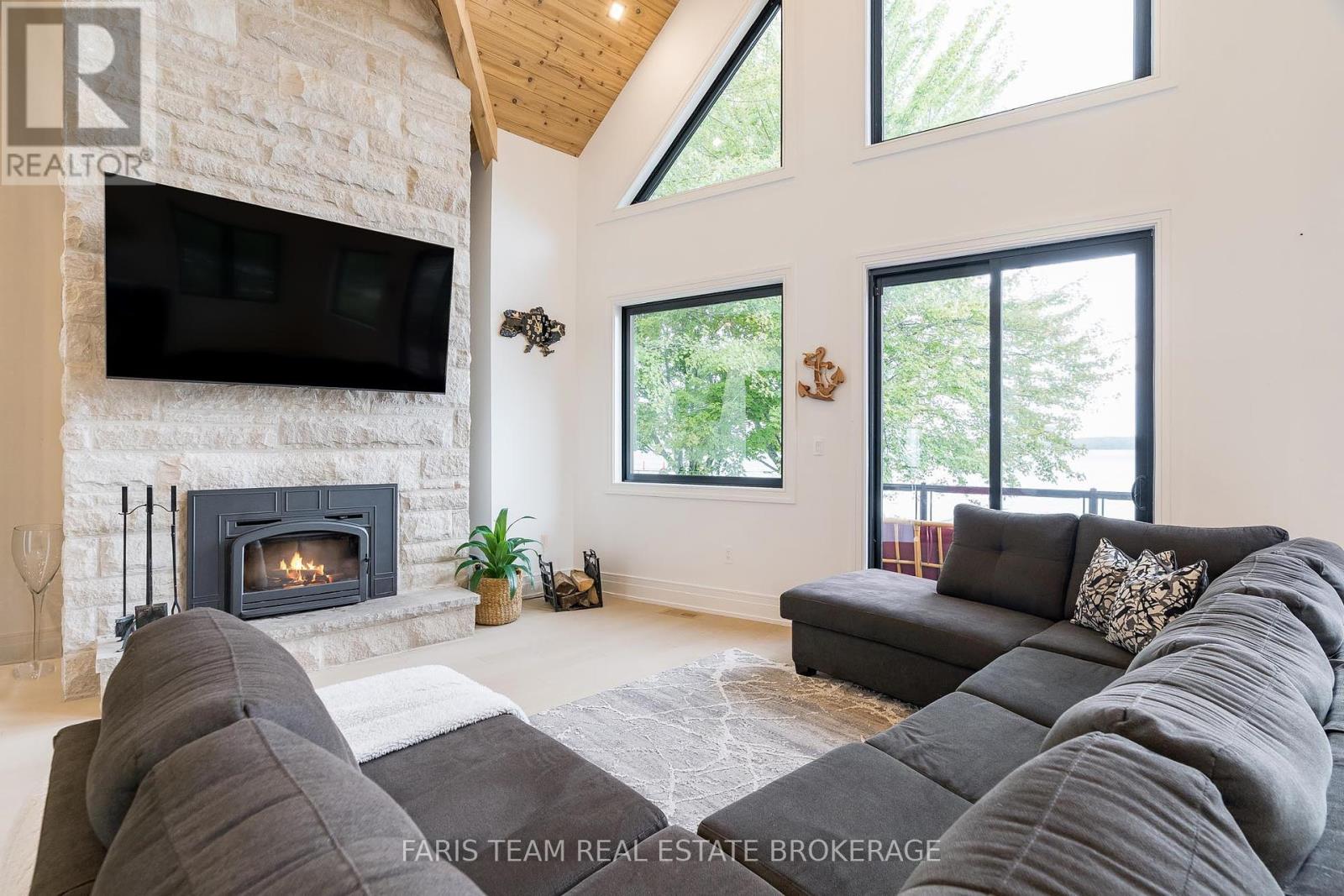 6158 Blue Bird Street, Orillia, Ontario  L3V 0K6 - Photo 16 - S12396310
