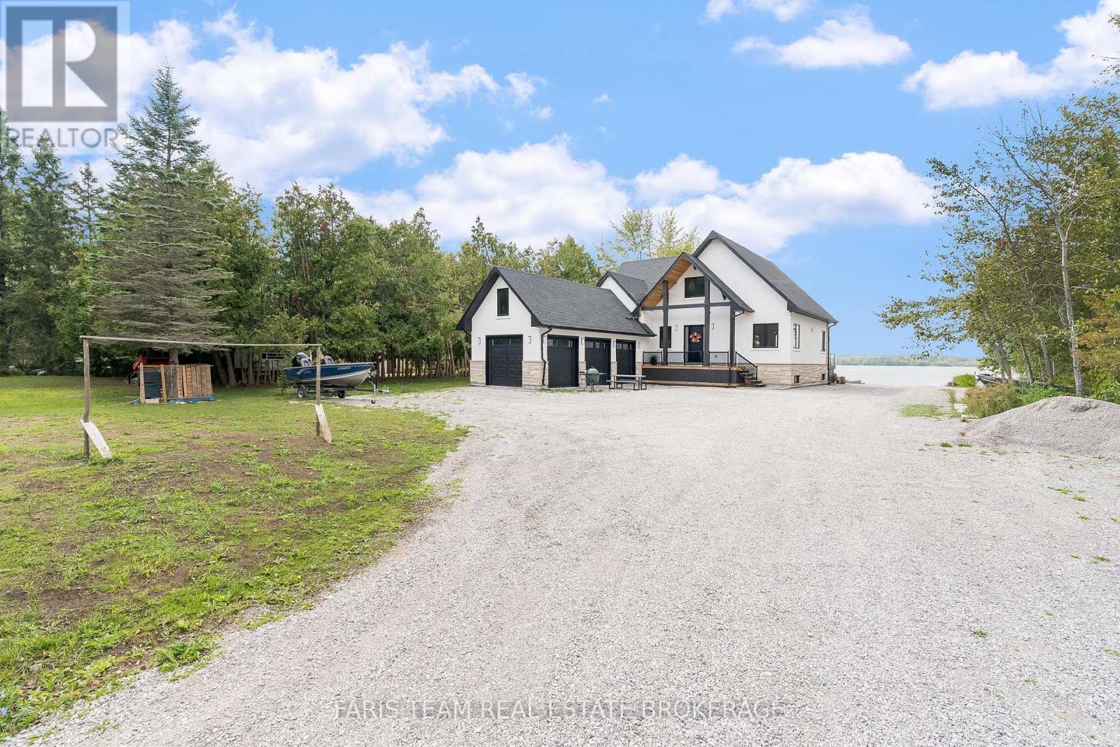 6158 Blue Bird Street, Orillia, Ontario  L3V 0K6 - Photo 4 - S12396310