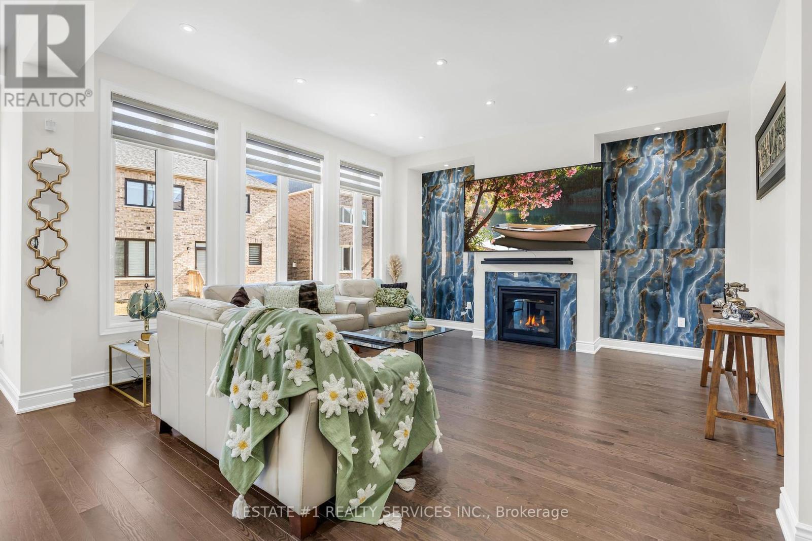 8925 Heritage Road, Brampton, Ontario  L6Y 0C9 - Photo 13 - W12396071