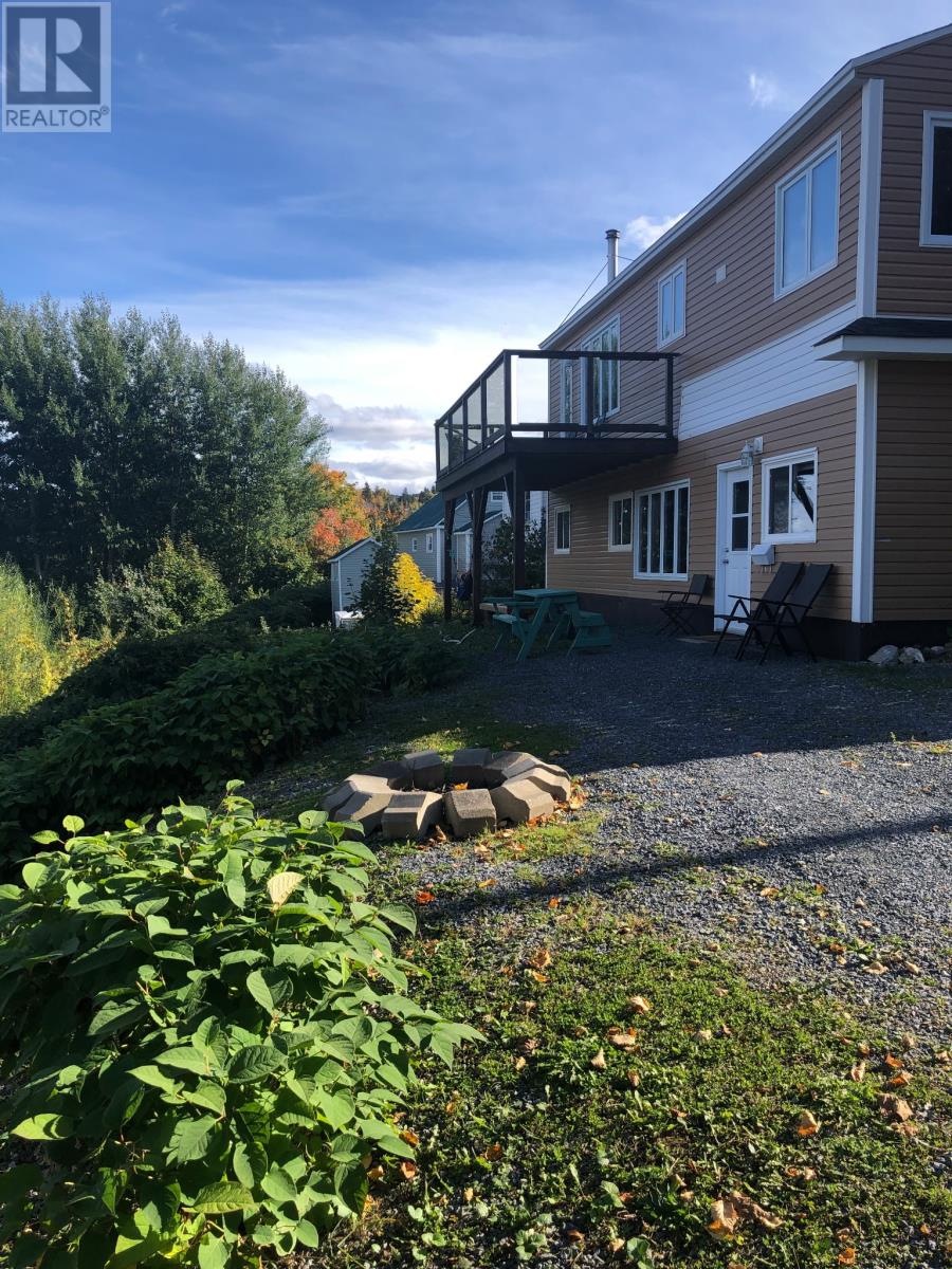 Photo 33
