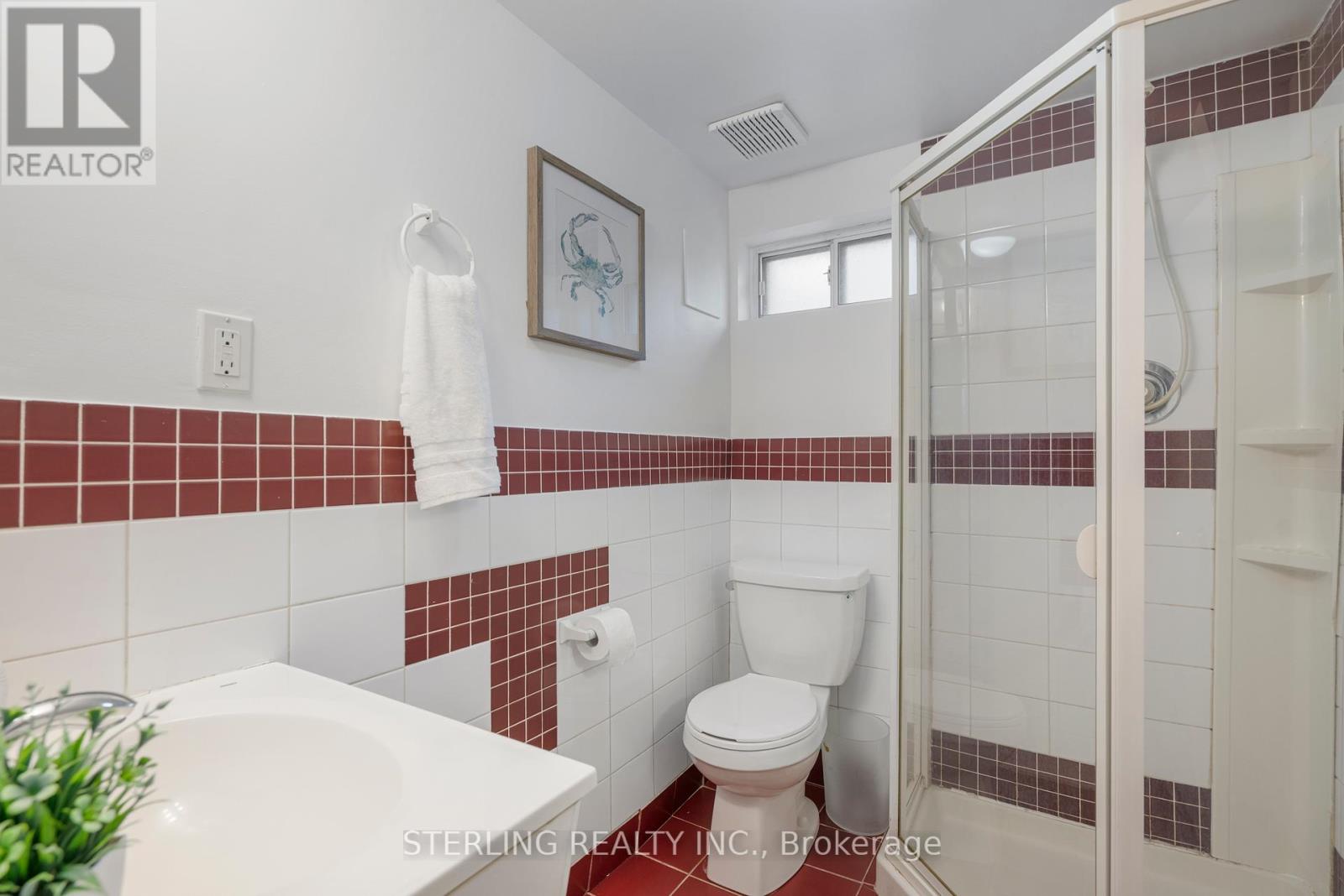 13 Auburn Avenue, Toronto, Ontario  M6H 2L6 - Photo 33 - W12396317