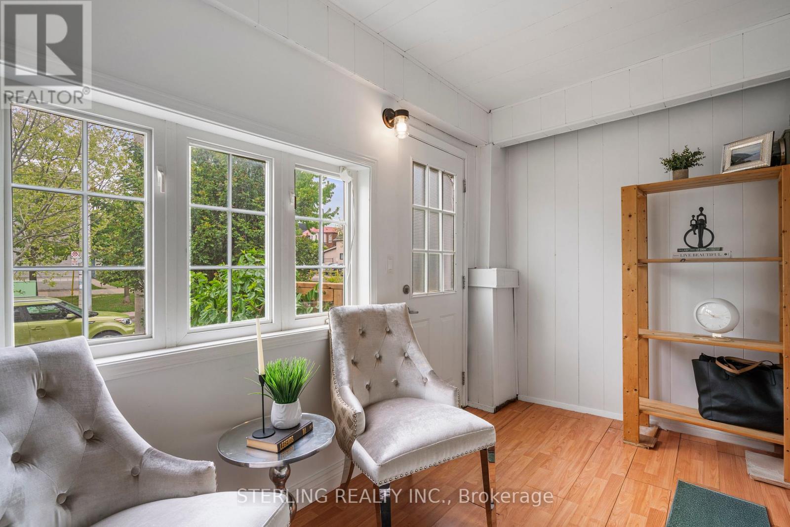 13 Auburn Avenue, Toronto, Ontario  M6H 2L6 - Photo 5 - W12396317