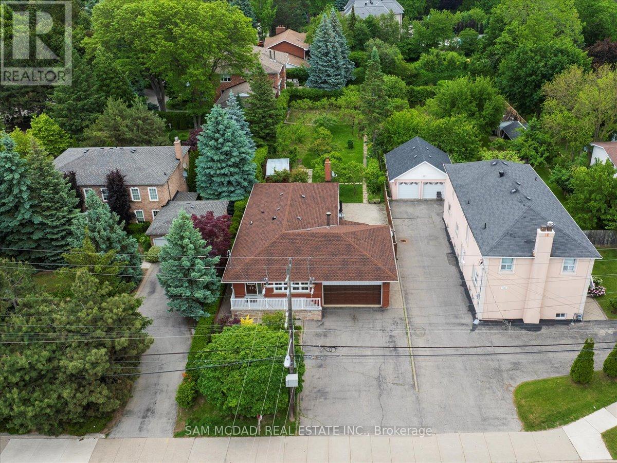 Property at 1491 ROYAL YORK ROAD image 2