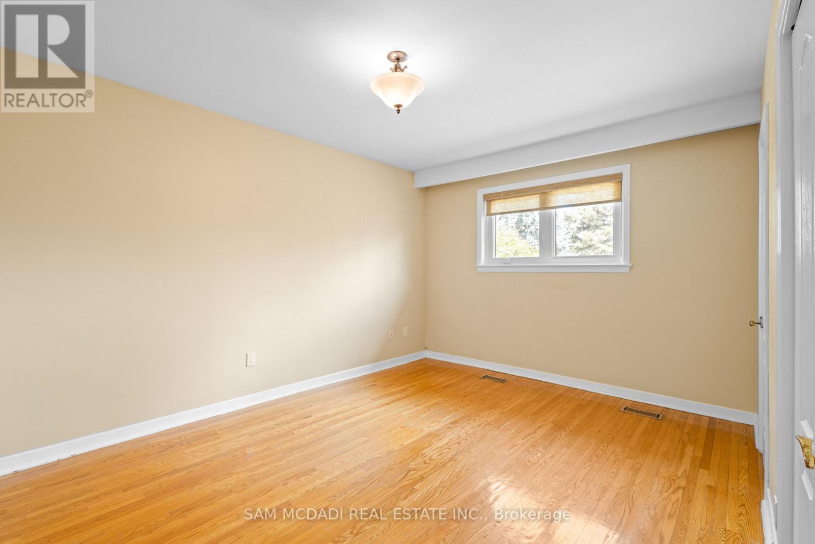 1491 Royal York Road, Toronto, Ontario  M9P 3B3 - Photo 28 - W12396325