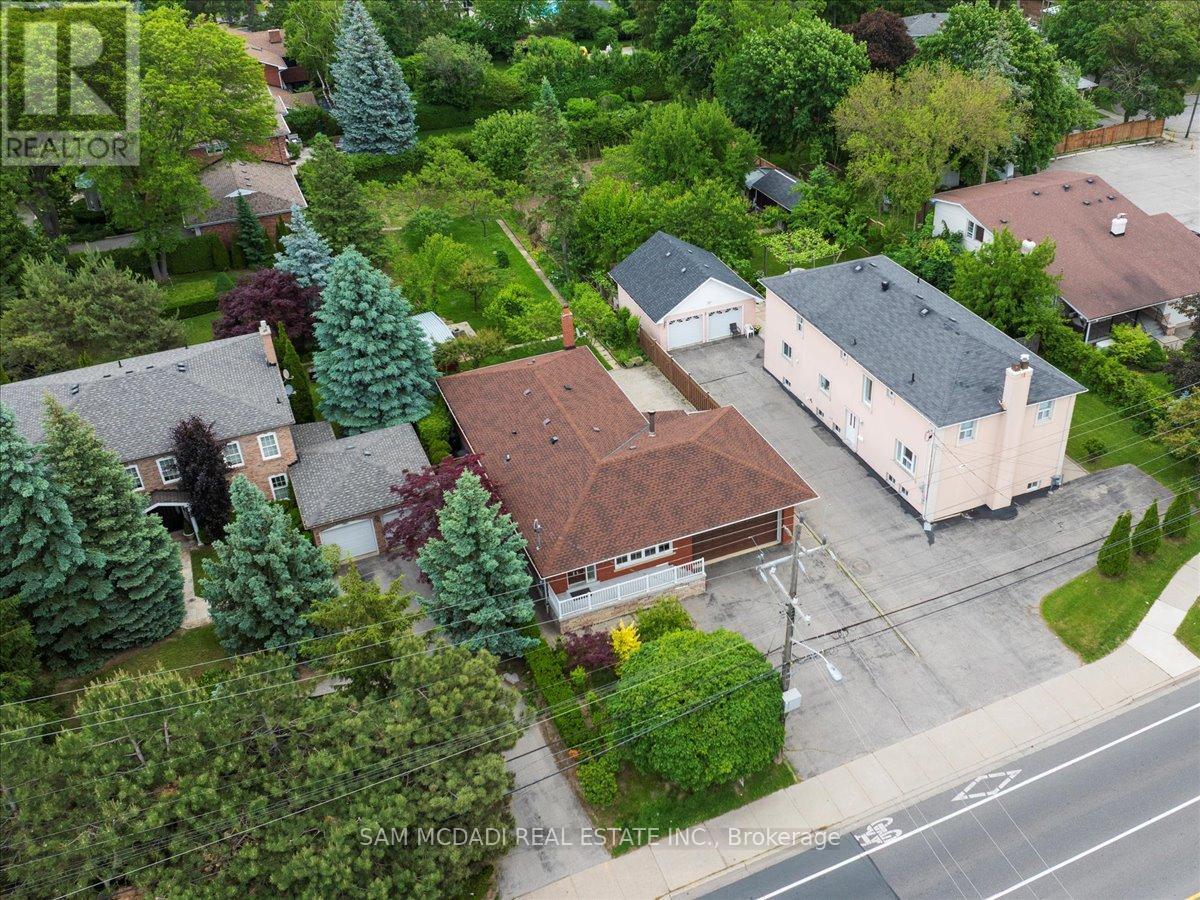 Property at 1491 ROYAL YORK ROAD image 4